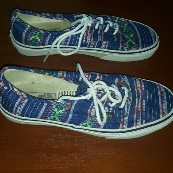 Vans - Picture 4 of 5
